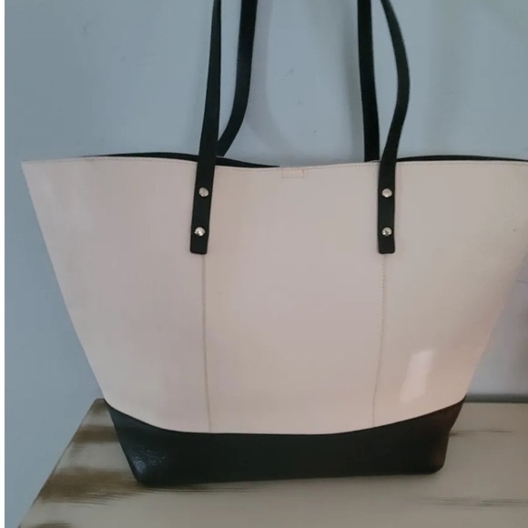 Cole Haan tote bag large cream & navy w/ removable interior pocket Vegan Leather - Picture 2 of 10